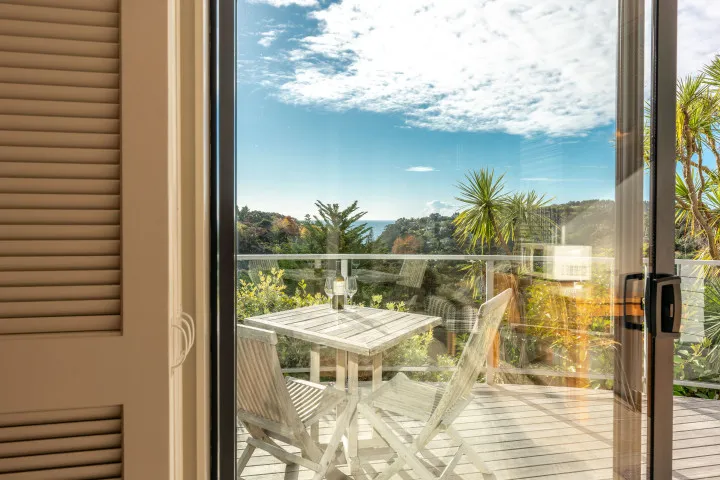 Villa Saphire View through the balcony door v2